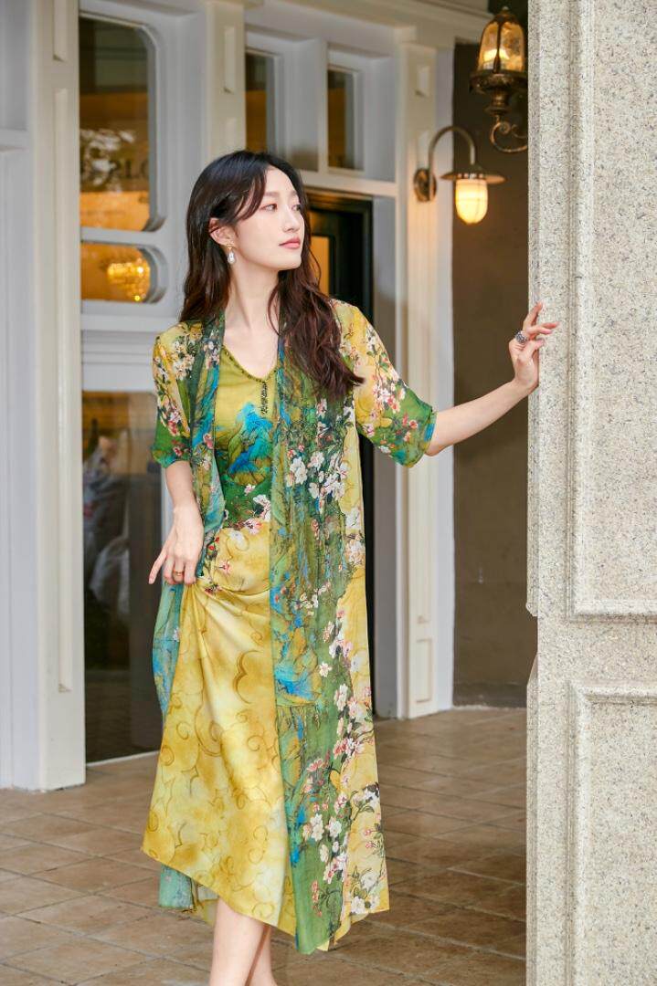 重工钉珠连衣裙，女装连衣裙，卡西姆