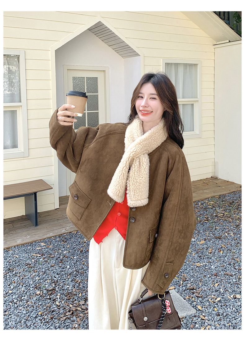 设计感围巾领短款超好看韩货羊羔毛短外套女冬季，女装羊羔毛/颗粒绒，浙宝212A