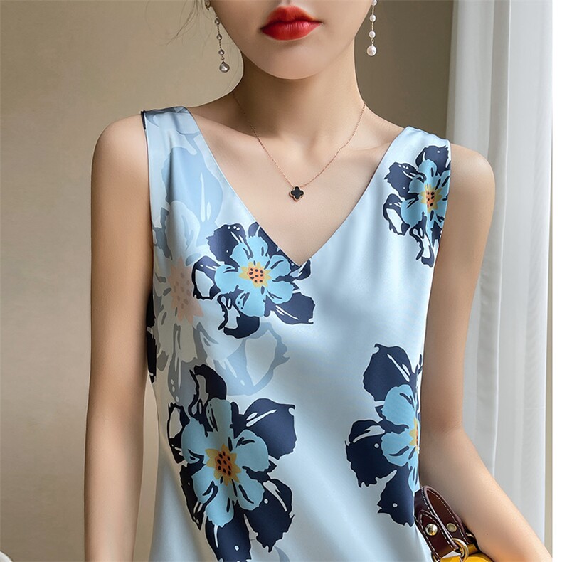 2025年夏季无袖吊带收腰休闲风单件中长款真丝蓝花长裙,女装连衣裙,佳绒高端店