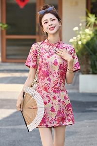 新中式印花连衣裙短裤套装女夏2025新款小个子国风旗袍裙子两件套图片