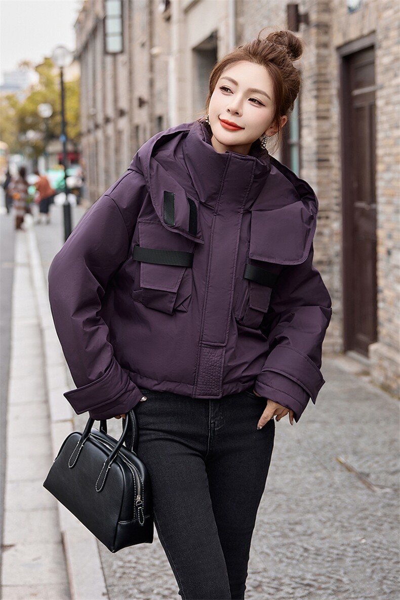 高级感紫色短款工装派克羽绒服女2024冬新款小个子保暖白鸭绒外套,女装羽绒服,依如秀(原杭风阁)