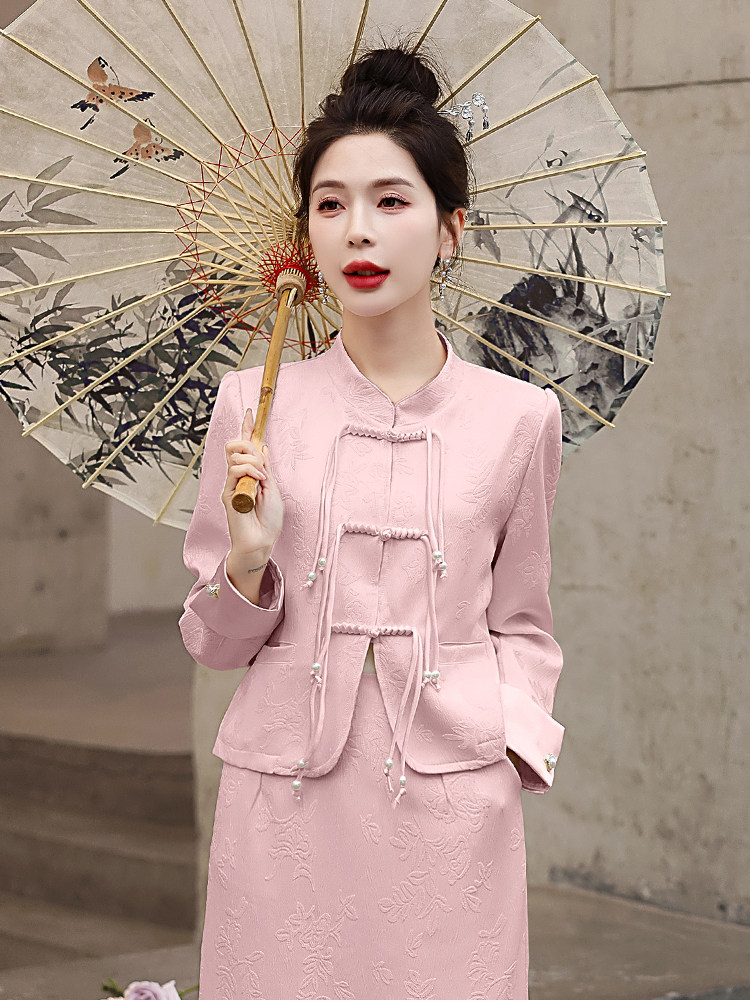 新中式国风女2024春秋新款高级感气质盘扣唐装今年流行,女装短外套,韩美纤衣