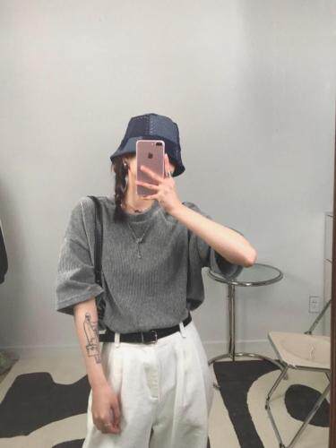 夏季新款灯芯绒磨毛短袖T，女装，Queena PHoebe