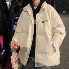 米白色