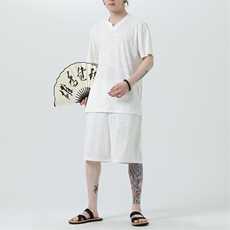 白色