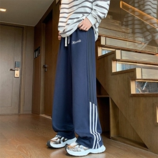 藏青色