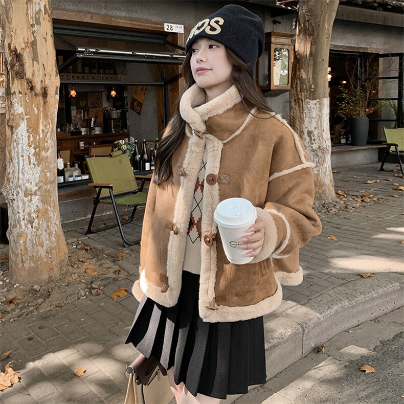 大量主推皮毛一体外套8909-P175-K258,女装短外套,2C129