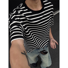 黑色