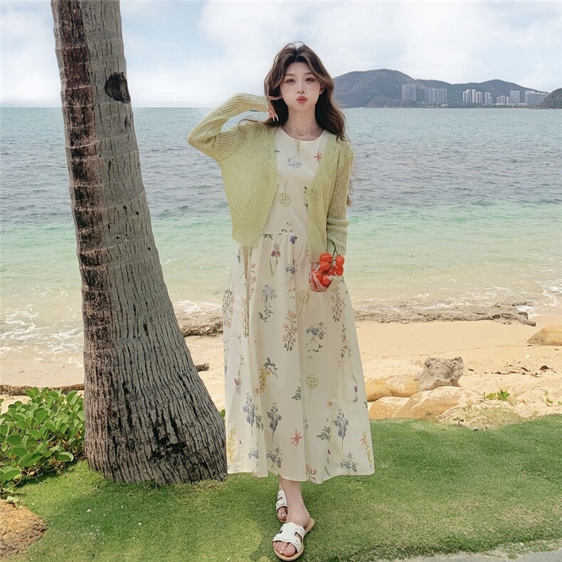 针织开衫碎花无袖背心连衣裙女夏2025新款甜美风海边度假长裙,女装连衣裙,2C093