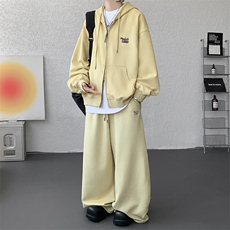 黄色