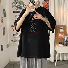 黑色