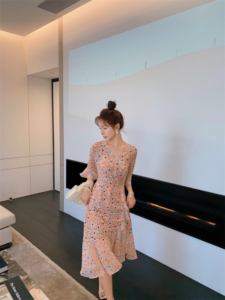 夏季新款连衣裙，女装连衣裙，早颜
