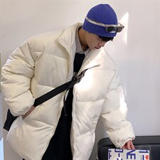 米白色