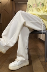 杏色弯刀裤男款春秋季2025新款美式复古垂坠感宽松阔腿直筒休闲裤，男装休闲裤，电商A022