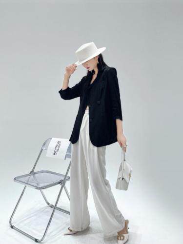 觅 愉 HZMY57110635