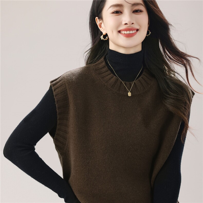 2025年秋季加厚休闲马甲时尚百搭通勤,女装羊毛衫,万禾羊绒