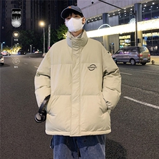 卡其色