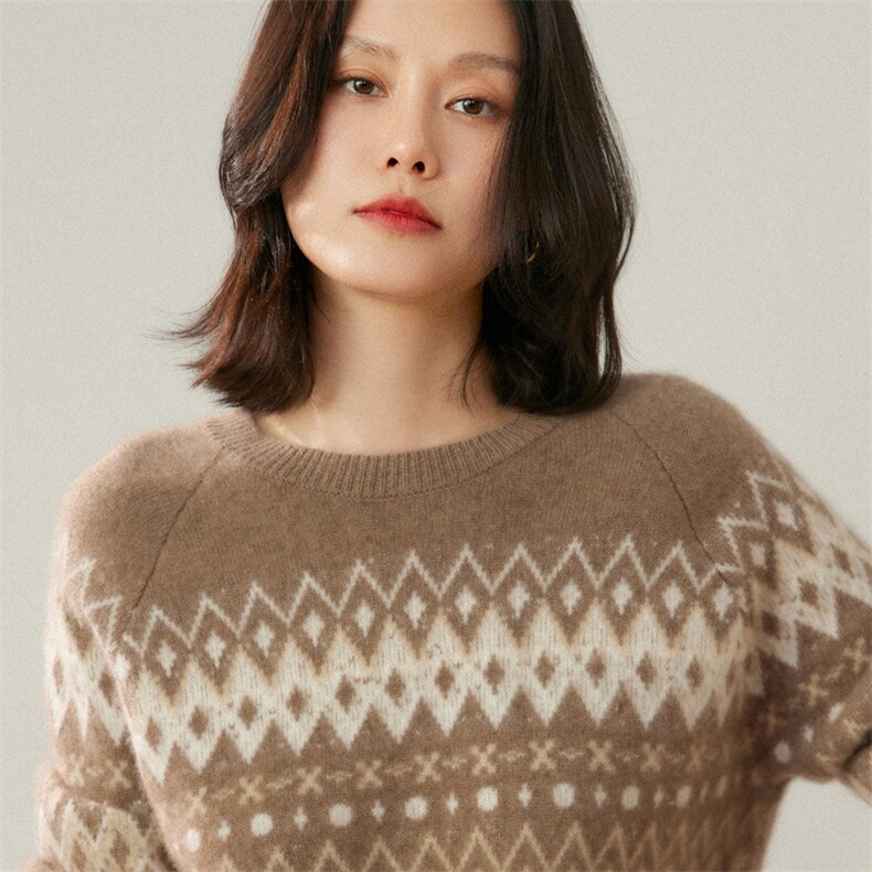 2025年秋季长袖通勤提花羊绒衫时尚百搭通勤简约休闲,女装羊绒衫,贝美羊绒