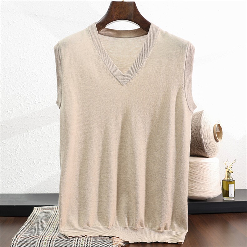 2024年秋季马甲时尚都市V领羊毛宽松型简约上衣，男装背心/马甲，朝思羊绒