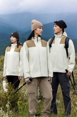 户外秋冬季加绒加厚冲锋衣防水防风滑雪服登山服情侣中长款外套，女装短外套，衫都服饰