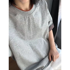 灰色