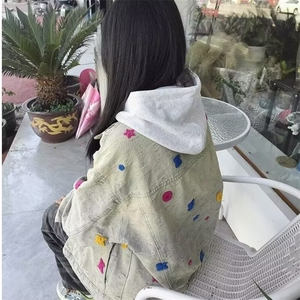 现货美式街头黄泥做旧水洗牛仔外套男嘻哈宽松潮情侣夹克牛仔夹克图片
