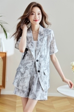 高端职业套装女2024夏季新款网红炸街印花薄款西装阔腿短裤两件套，女装套装/套裙，尚娜萱