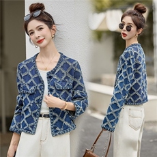 2025年秋季时尚潮流，女装牛仔外套，浪花E族（衣布洛）