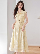 2026年夏季时尚潮流优雅风时尚翻领上衣+印花半身裙两件套，女装套装/套裙，伊航服饰