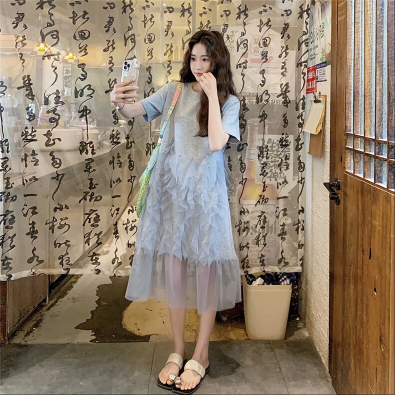 灰色网纱拼接连衣裙女2025夏季新款设计感小众宽松小个子T恤裙潮图片