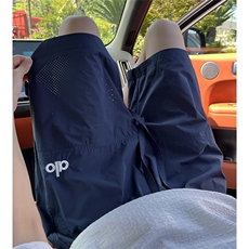 藏青色
