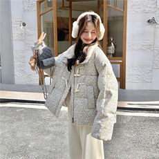 撞色短款小香风碎花羽绒服2025新款女冬独特漂亮毛绒领派克服外套，女装羽绒服，慧尚依恋