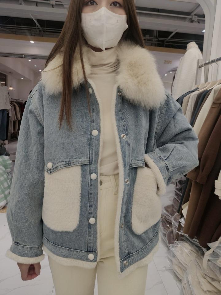 2021冬装新款狐狸毛牛仔外套女,女装其它,迷吉meeggle