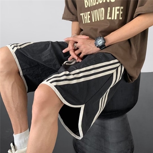 美式复古青少年短裤夏季男2024新款冰丝休闲五分裤潮牌速干伞兵裤图片