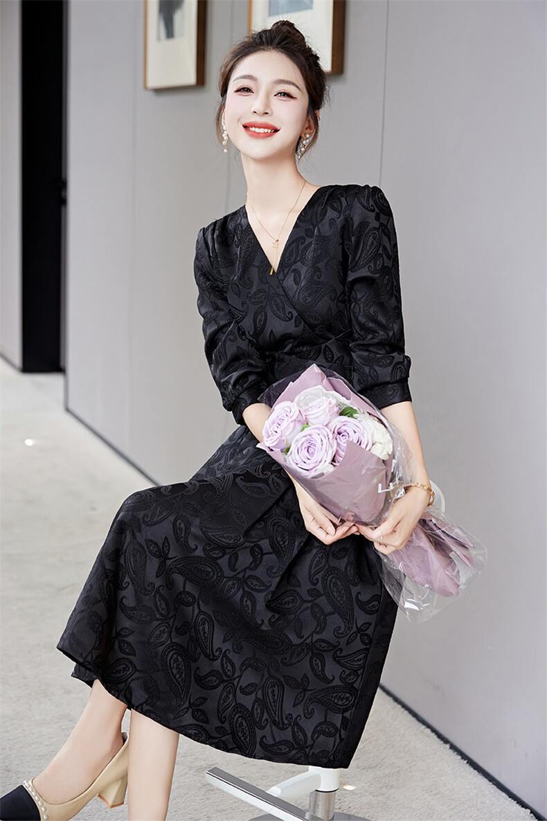 法式长袖白色连衣裙女2025春秋新款时尚显瘦高级气质名媛礼服裙子,女装连衣裙,香莘料