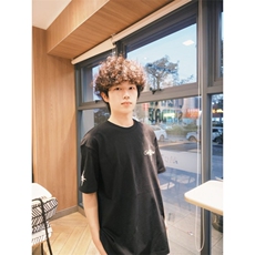 白色