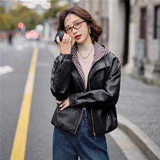 主推皮衣外套女连帽格子拼接上衣2025冬季新款加厚毛皮夹克机车服，女装皮衣，江南女神