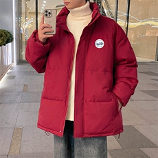 酒红色