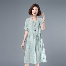 2021年夏季通勤中长款A字裙立体装饰短袖韩版40-49周岁裙子，女装连衣裙，伊满意