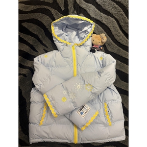 1506A/G79260/P94奶蓝色雪花刺绣连帽贝壳棉服冬季图片