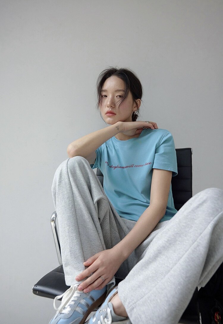 夏日凉感瓦尔登湖蓝字母印花短袖休闲短袖上衣,女装T恤,湘姗