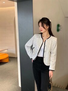 20222春装新款，小香风上装图片