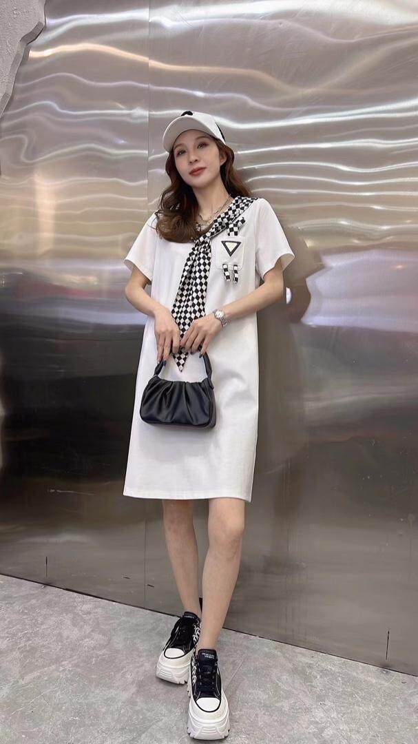 夏季新款小玩偶时尚连衣裙，女装连衣裙，蕃米莉