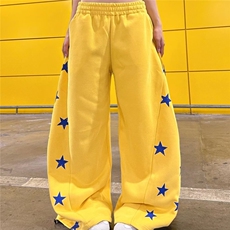黄色