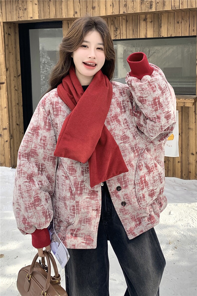 红色小众设计感围巾款羽绒服女冬季2026新款韩版加厚新年喜庆外套,女装羽绒服,艾米莉亚