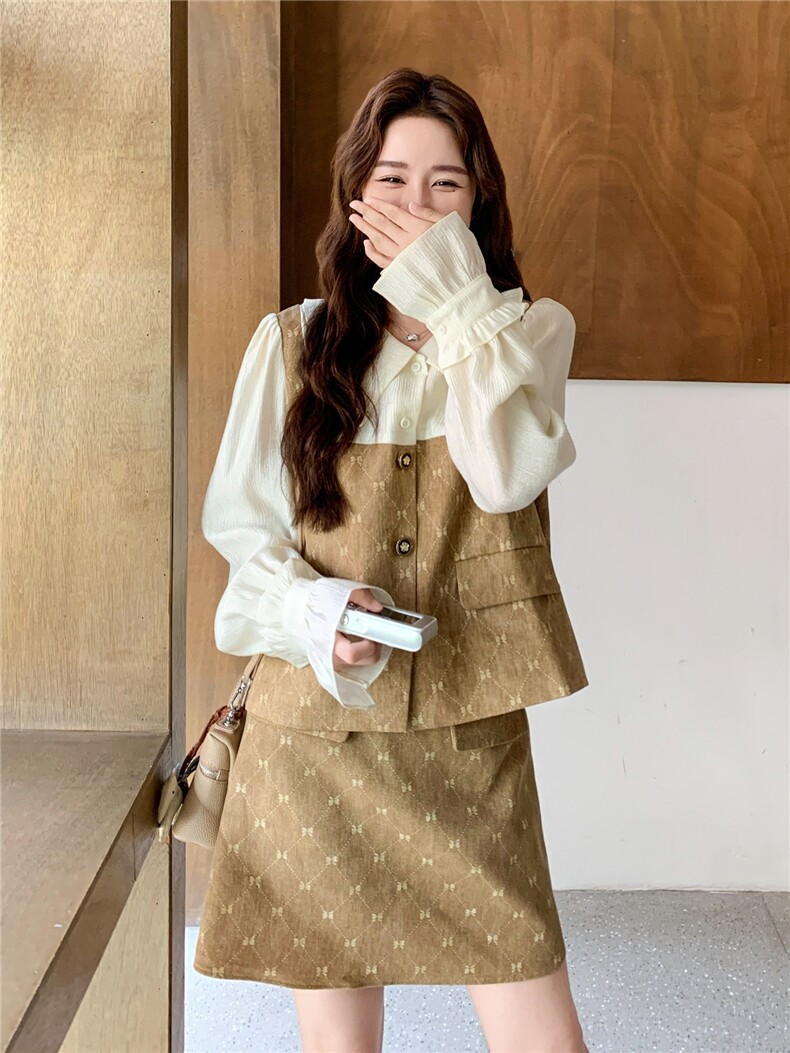 小个子甜美气质套装裙女2025秋季新款设计感假两件上衣短裙两件套,女装套装/套裙,2C032