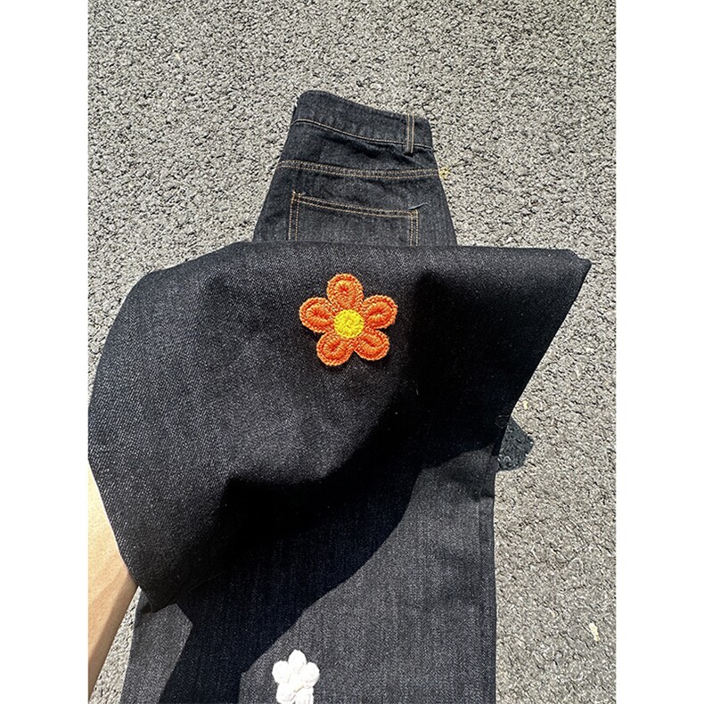 现货【自家图】小花刺绣宽松直筒水洗牛仔裤-特P65,男装牛仔裤,星座617C