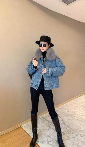 贴亮片款狐狸毛领短款派克服，女装，肆尔