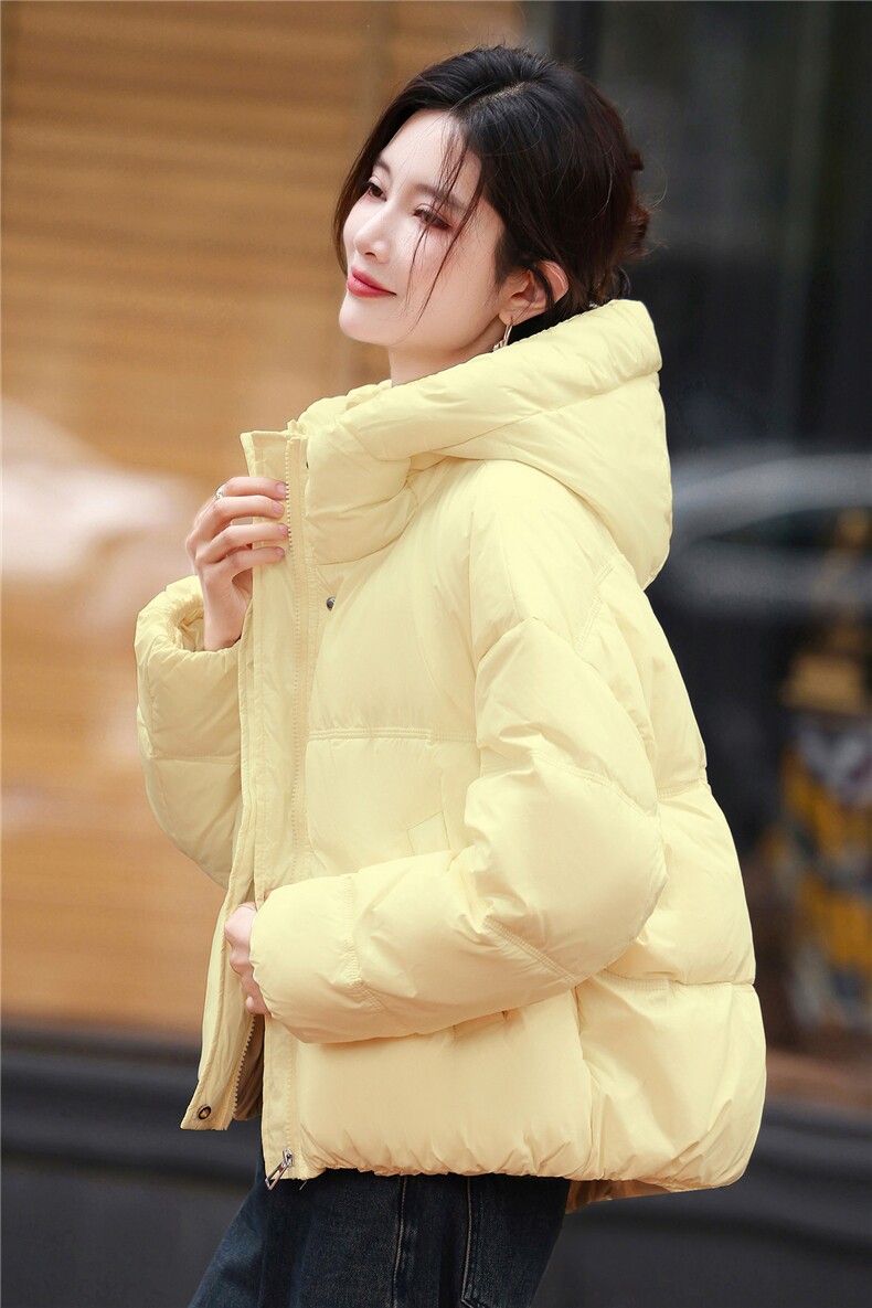 短款连帽羽绒服女2025年冬季新款小个子加厚保暖面包服白鸭绒外套,女装羽绒服,丽影随形