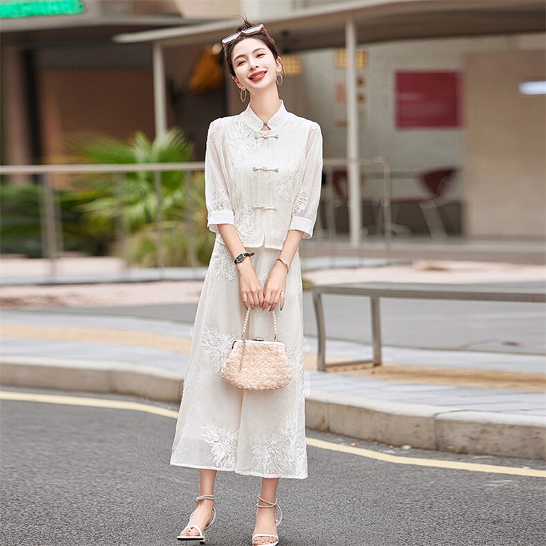 新中式半身套装裙女2025年春夏新款盘扣国风刺绣网纱袖上衣两件套,女装套装/套裙,喜见多金